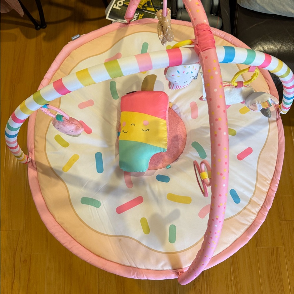 Like new Carters baby play gym
